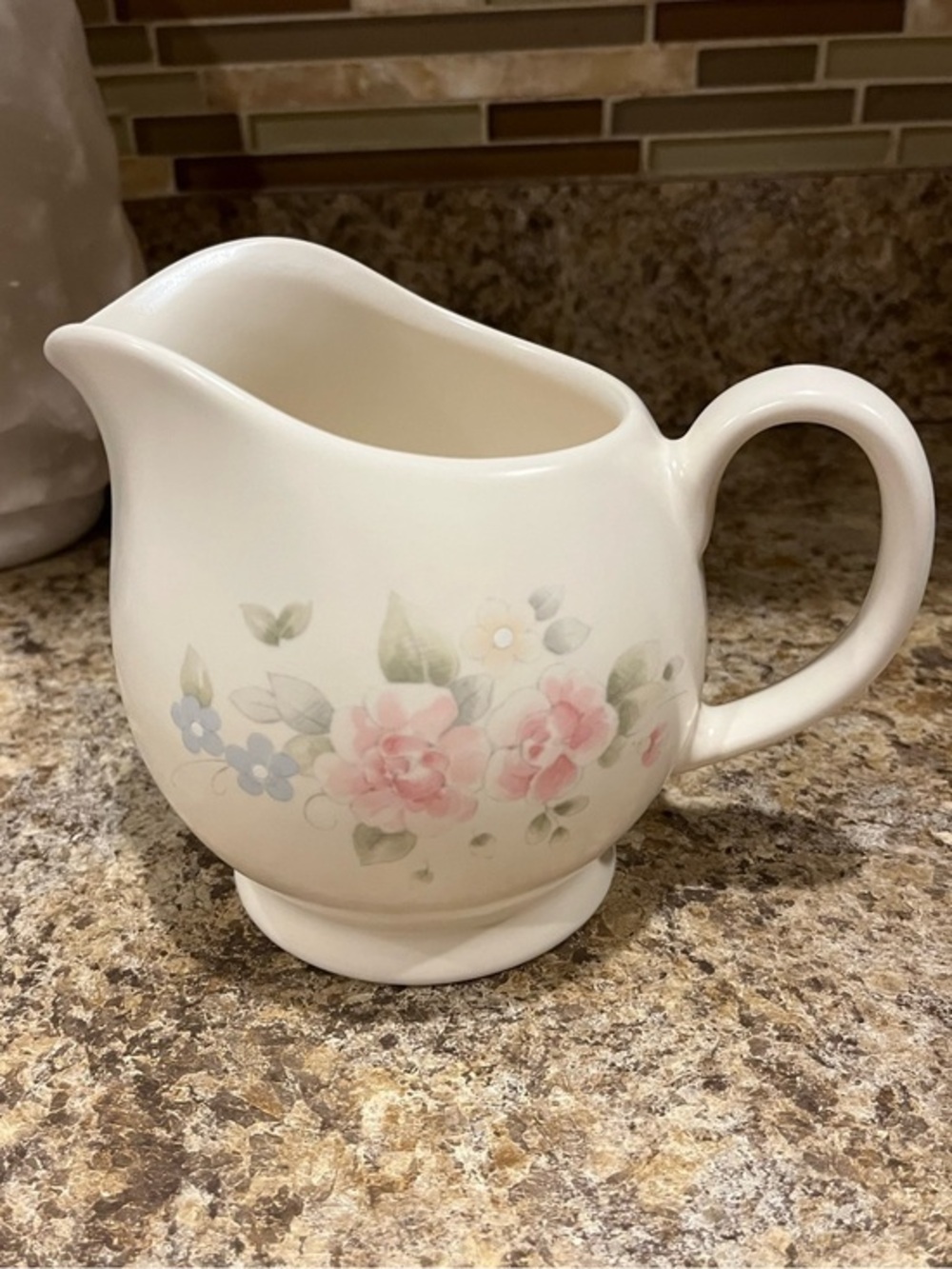 Vintage Pfaltzgraff Tea Rose Gravy Boat Stoneware Pitcher in Soft Pink & Blue
